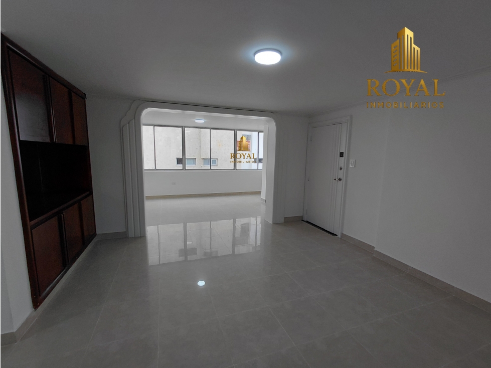 Apartamento en venta en Altos Del Prado, Barranquilla · foto 2 de 24
