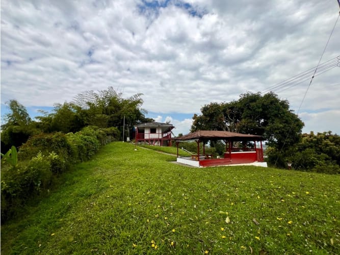 Finca en venta en Altagracia, Pereira, 100 m² · foto 11 de 24