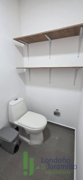 Oficina en venta en Primavera, Envigado, 74 m² · foto 3 de 9