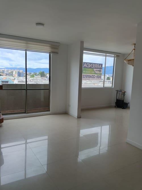 Apartamento de 3 alcobas en arriendo en Modelia Occidental, Bogotá, 114 m² · foto 7 de 24