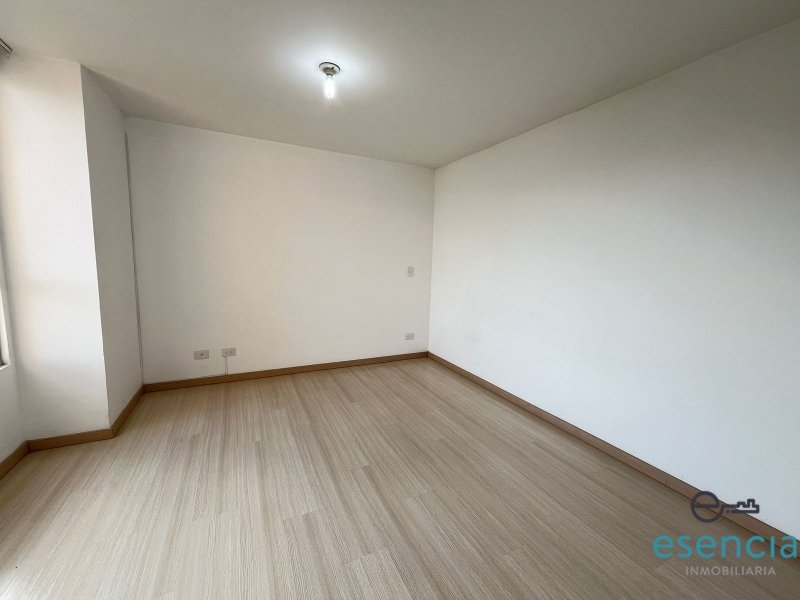 Apartamento en arriendo en Loma Del Escobero, Envigado · foto 9 de 15