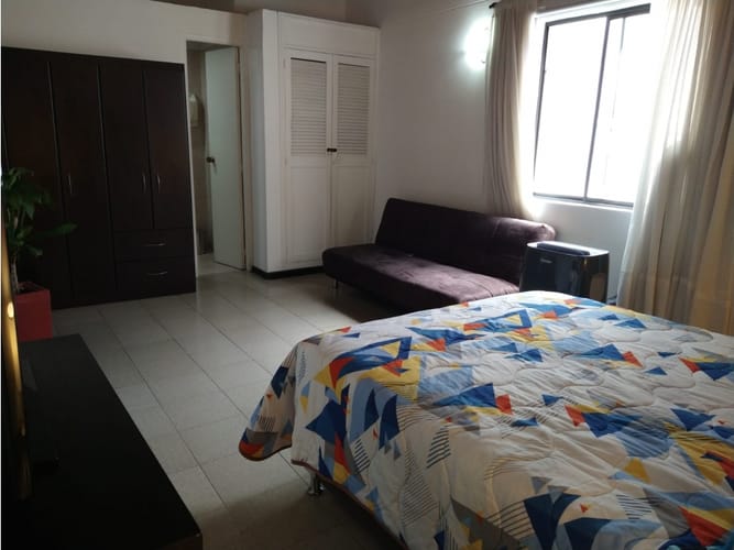 Apartaestudio en venta en Los Colores, Medellín, 54 m² · foto 3 de 24