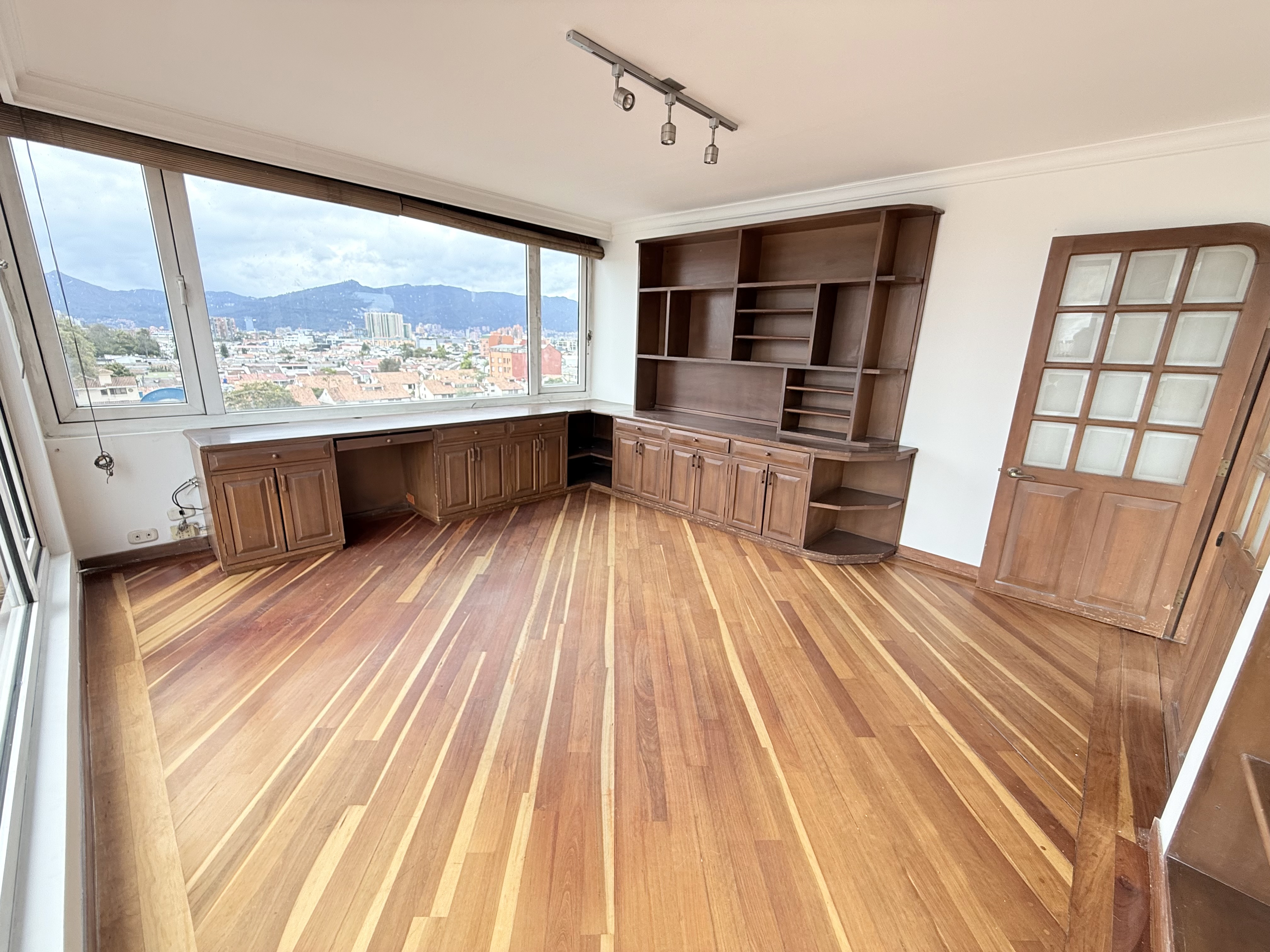 Apartamento en venta en Pontevedra, Bogotá · foto 7 de 24