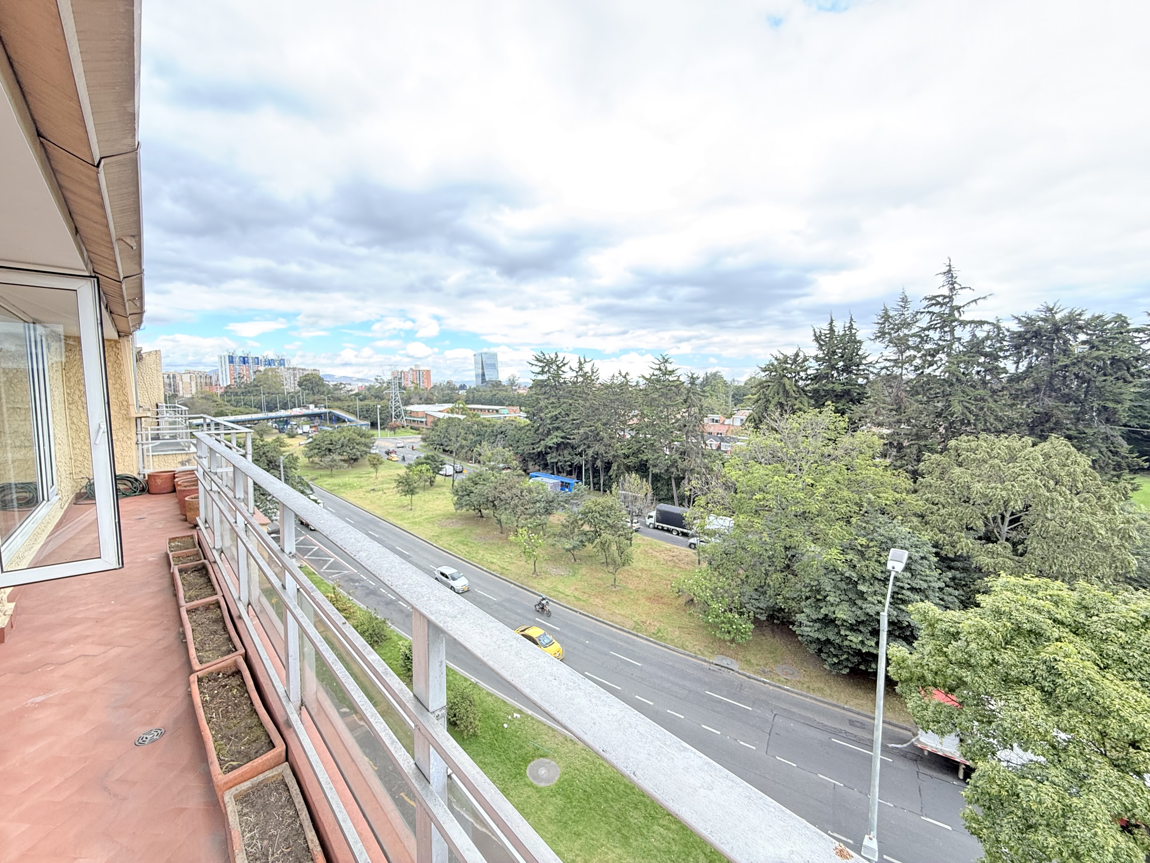Apartamento en venta en Pontevedra, Bogotá · foto 13 de 24