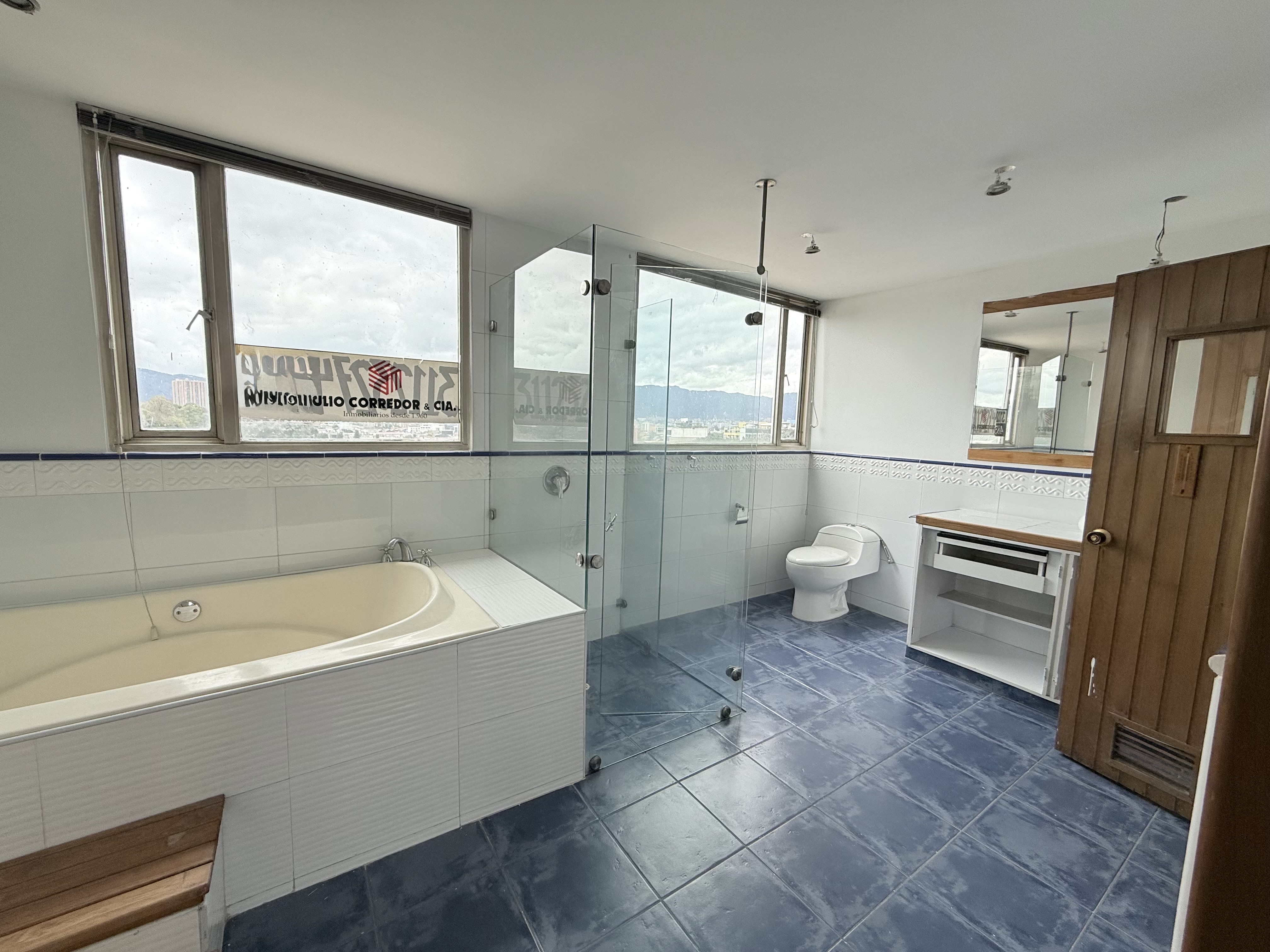 Apartamento en venta en Pontevedra, Bogotá · foto 17 de 24