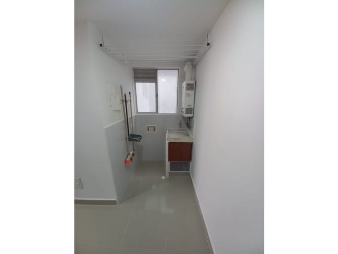 Apartamento en venta en Fontibon, Bogotá · foto 3 de 19