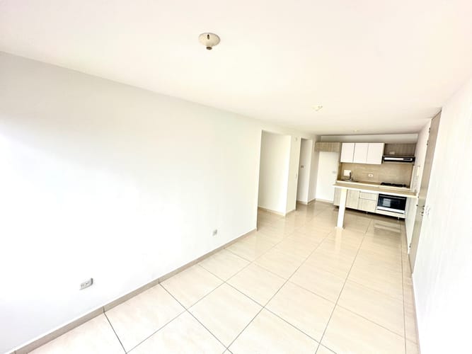 Apartamento de 3 alcobas en venta en Altos Del Llanito, Girón, 65 m² · foto 3 de 13
