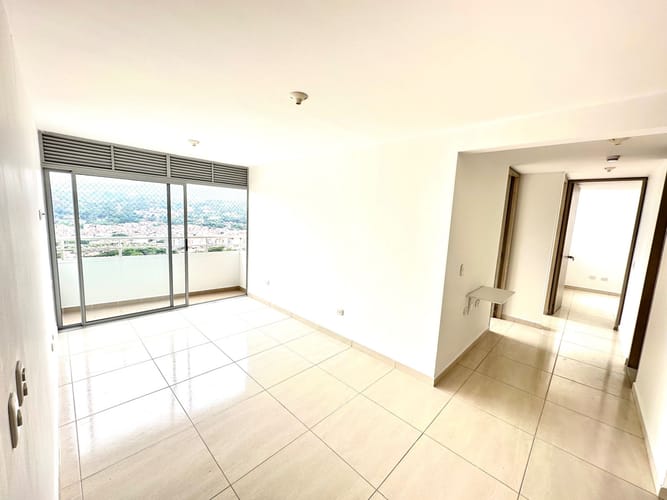Apartamento de 3 alcobas en venta en Altos Del Llanito, Girón, 65 m² · foto 4 de 13