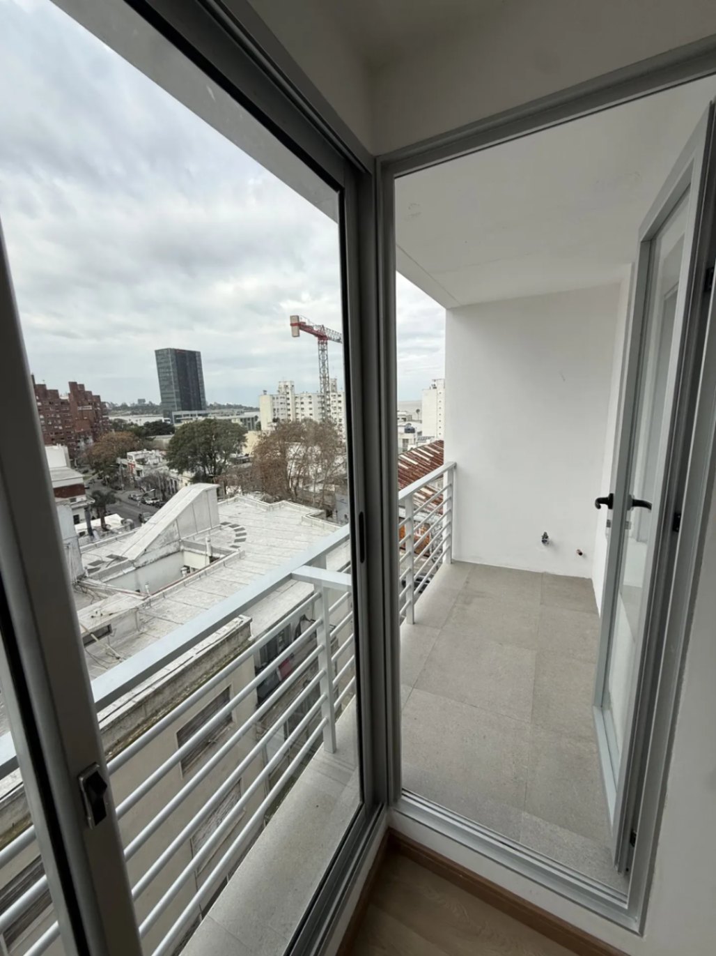 ALQUILER APARTAMENTO UN DORMITORIO, GARAJE EN AV. GONZALO RAMÍREZ BARRIO SUR · Foto 7
