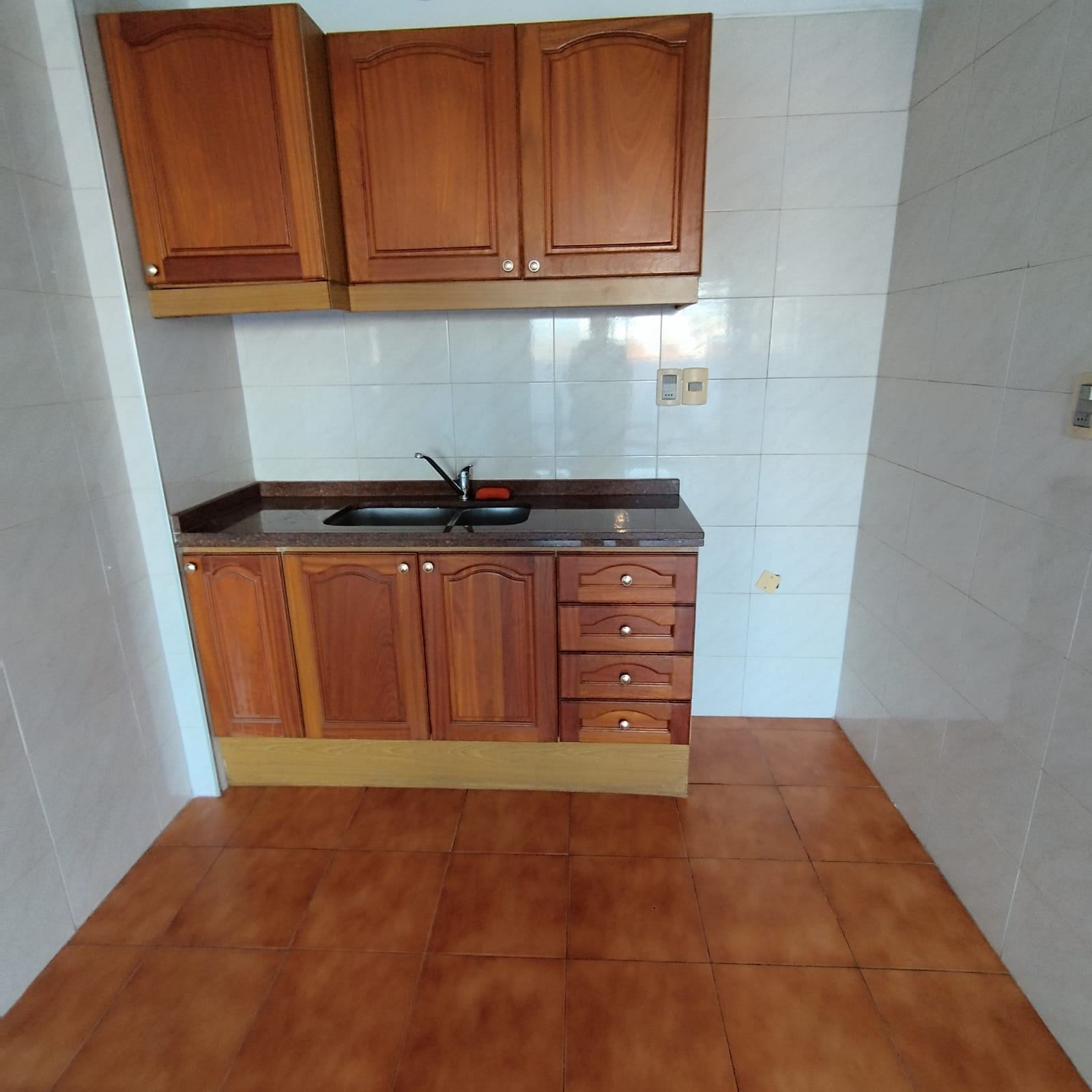 ALQUILER MONOAMBIENTE CON PATIO EN POCITOS, OPCIÓN GARAJE · Foto 9