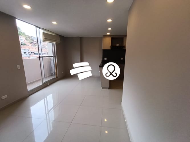 Apartamento de 1 alcoba en venta en Asentamiento La Orquidea, Bello, 44 m² · foto 2 de 12