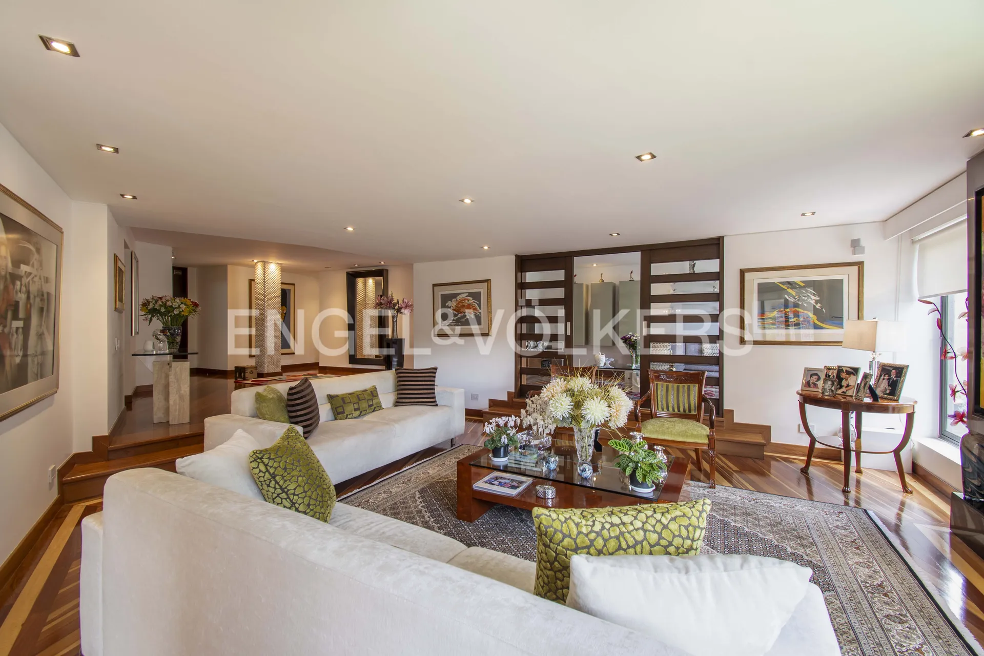 Apartamento en venta en Chicó Alto, Bogotá · foto 2 de 18