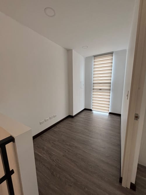 Apartamento de 3 alcobas en arriendo en La Española, Bogotá, 78 m² · foto 8 de 12