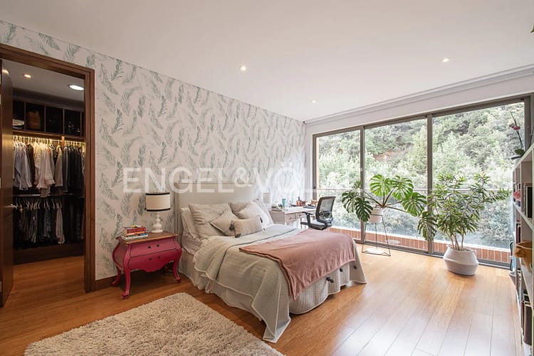 Apartamento de 5 alcobas en venta en Cerros De Los Alpes, Bogotá, 307 m² · foto 11 de 20