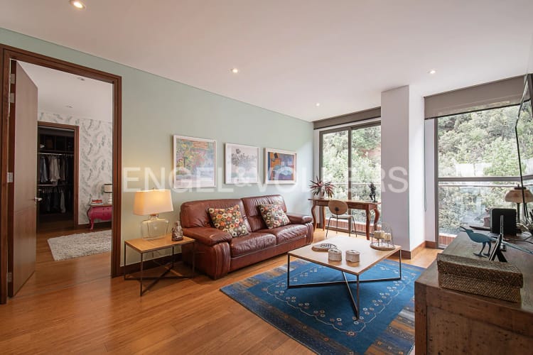 Apartamento de 5 alcobas en venta en Cerros De Los Alpes, Bogotá, 307 m² · foto 6 de 20
