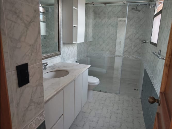 Apartamento de 3 alcobas en venta en Laureles, Medellín, 107 m² · foto 6 de 24