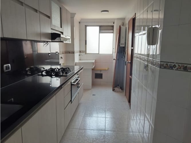 Apartamento de 3 alcobas en venta en Laureles, Medellín, 107 m² · foto 18 de 24