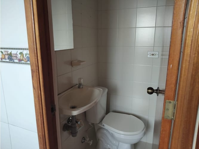 Apartamento de 3 alcobas en venta en Laureles, Medellín, 107 m² · foto 19 de 24