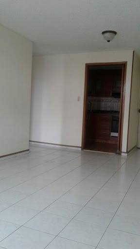 Apartaestudio en venta en El Recuerdo, Bogotá, 64 m² · foto 8 de 13