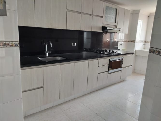 Apartamento de 3 alcobas en venta en Laureles, Medellín, 107 m² · foto 22 de 24