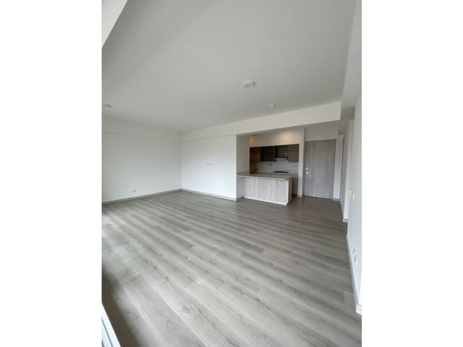 Apartamento de 3 alcobas en arriendo en Ciudad Del Río, Medellín, 140 m² · foto 11 de 20