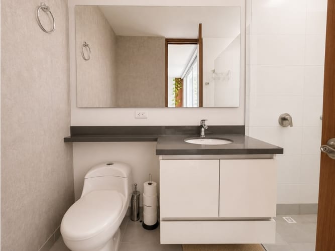 Apartamento de 3 alcobas en arriendo en El Tesoro, Medellín, 180 m² · foto 10 de 21