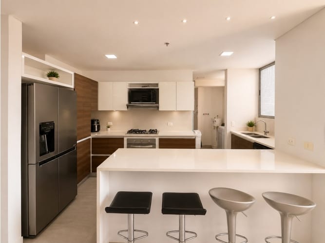 Apartamento de 3 alcobas en arriendo en El Tesoro, Medellín, 180 m² · foto 18 de 21