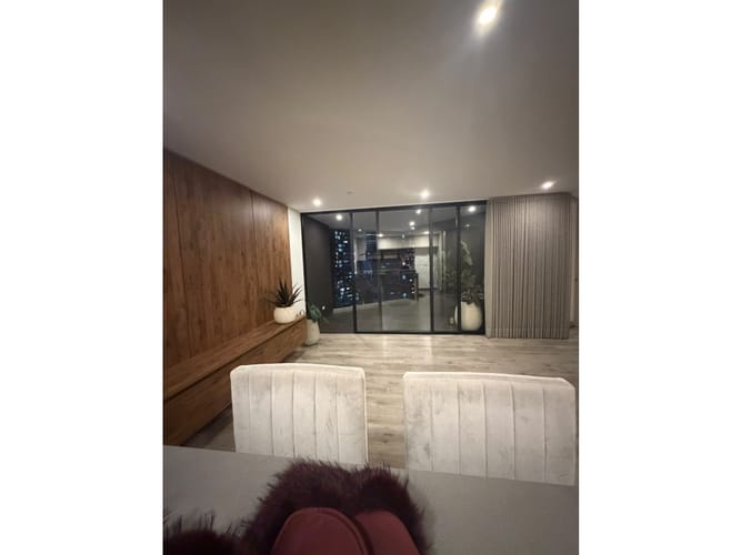 Apartamento de 2 alcobas en arriendo en Altos Del Poblado, Medellín, 86 m² · foto 5 de 14