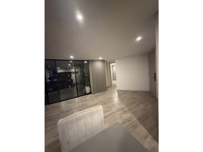 Apartamento de 2 alcobas en arriendo en Altos Del Poblado, Medellín, 86 m² · foto 9 de 14