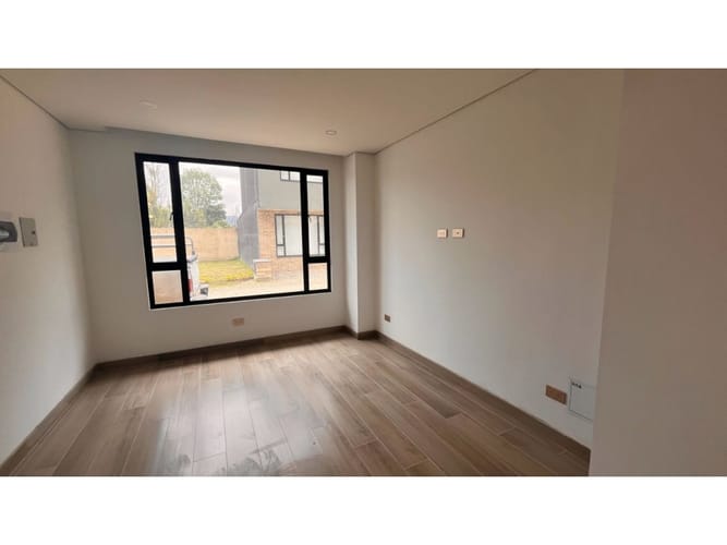 Casa de 3 alcobas en venta en Bojaca, Chía, 98 m² · foto 3 de 24