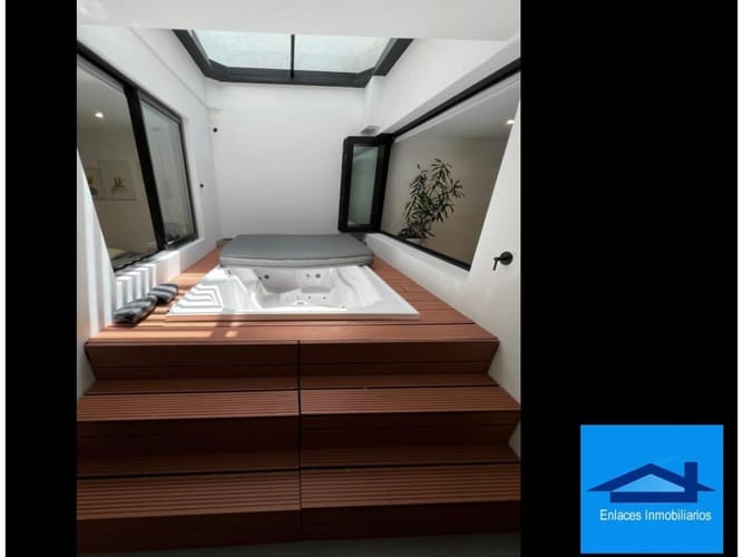 Casa en venta en Laureles, Medellín · foto 5 de 19