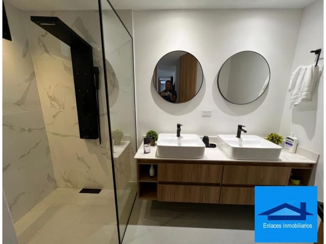 Casa en venta en Laureles, Medellín · foto 14 de 19
