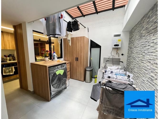 Casa en venta en Laureles, Medellín · foto 16 de 19