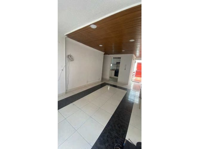 Apartamento de 3 alcobas en venta en Villa Claudia, Bogotá, 60 m² · foto 2 de 24