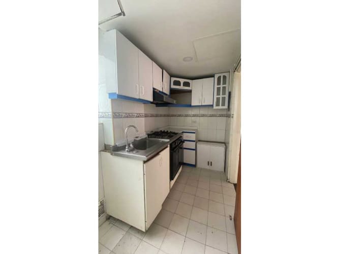 Apartamento de 3 alcobas en venta en Villa Claudia, Bogotá, 60 m² · foto 4 de 24