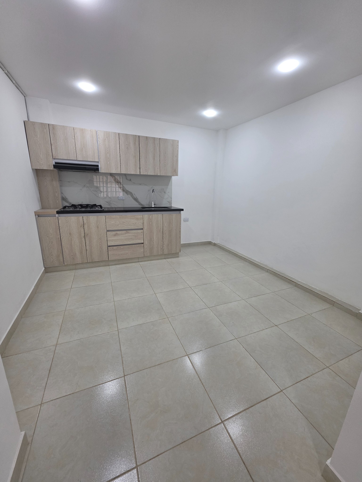 Casa en venta en Pinar De Suba, Bogotá · foto 3 de 17