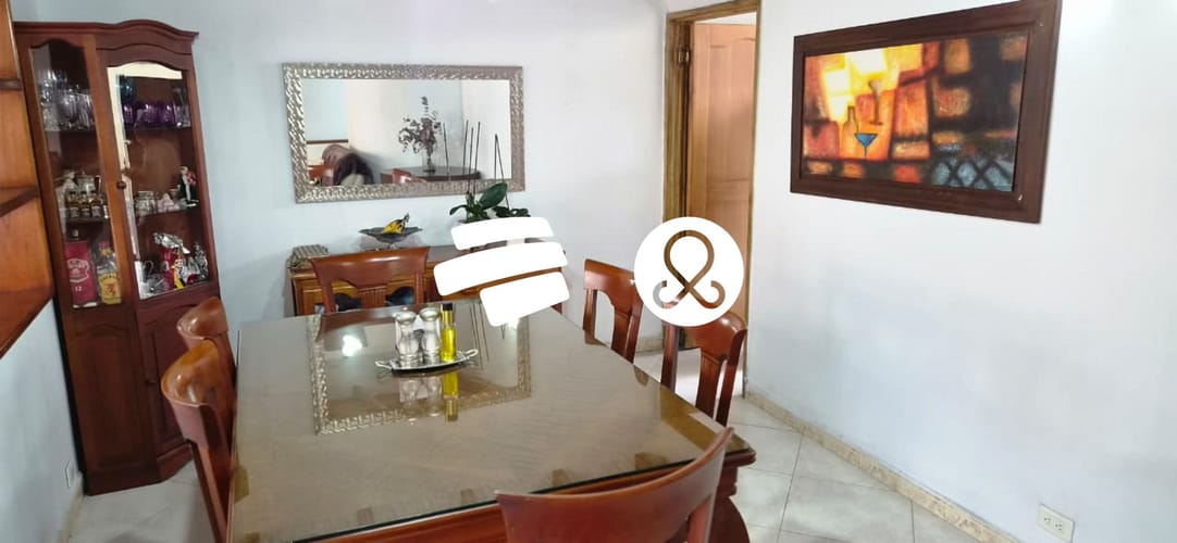 Casa de 3 alcobas en venta en La Castellana, Medellín, 186 m² · foto 2 de 19