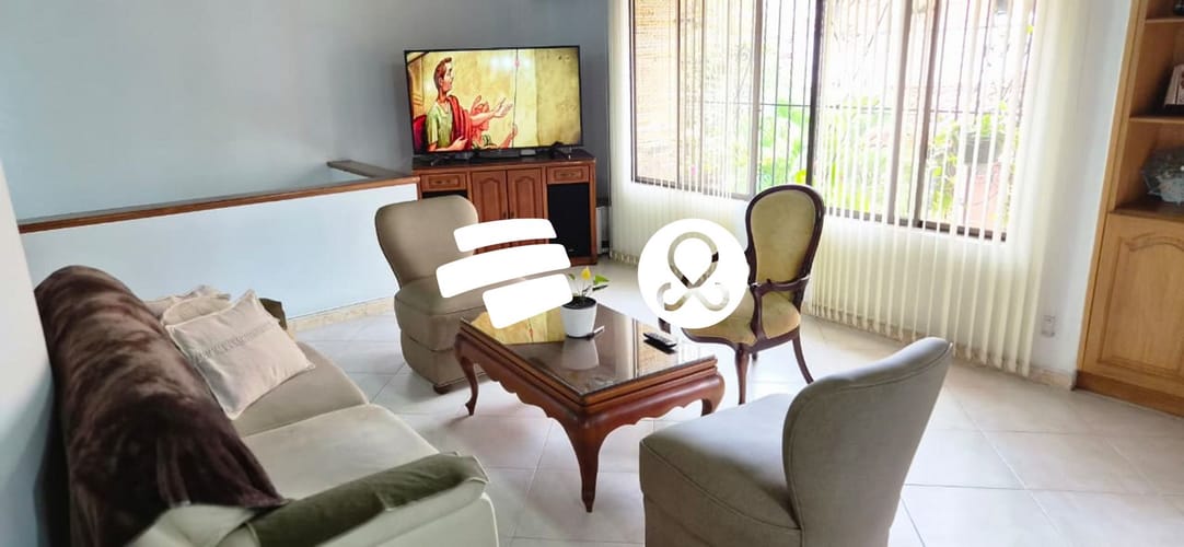 Casa de 3 alcobas en venta en La Castellana, Medellín, 186 m² · foto 3 de 19
