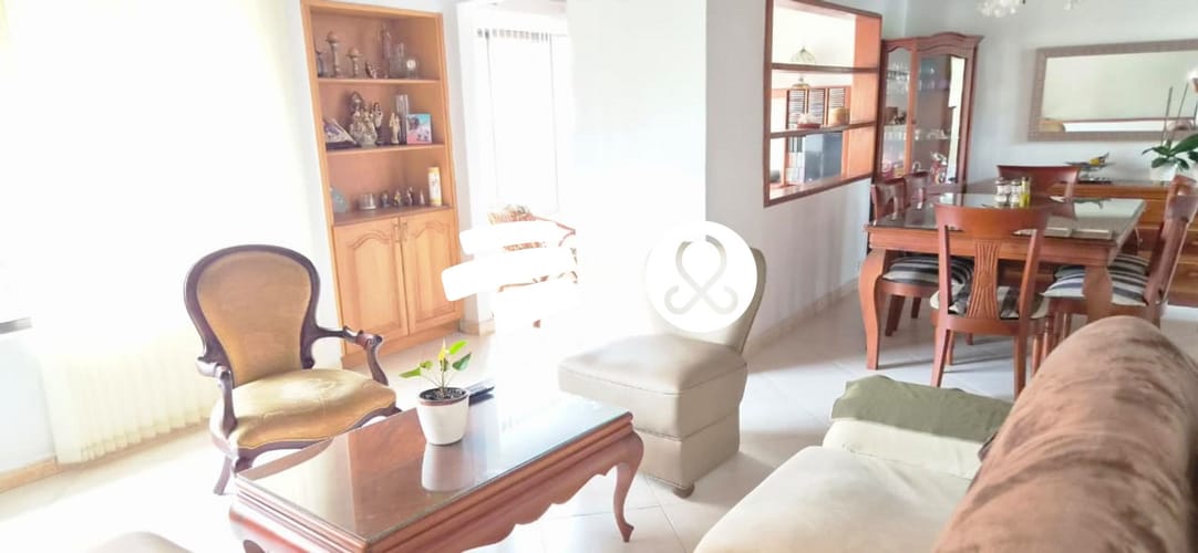 Casa de 3 alcobas en venta en La Castellana, Medellín, 186 m² · foto 4 de 19
