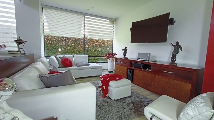 Casa de 4 alcobas en venta en Pueblo Viejo, Cota, 310 m² · foto 6 de 11