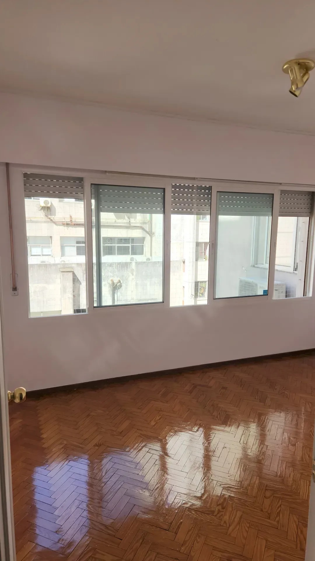 Alquilo Apartamento 2 dormitorios 2 baños Cordón · Foto 9