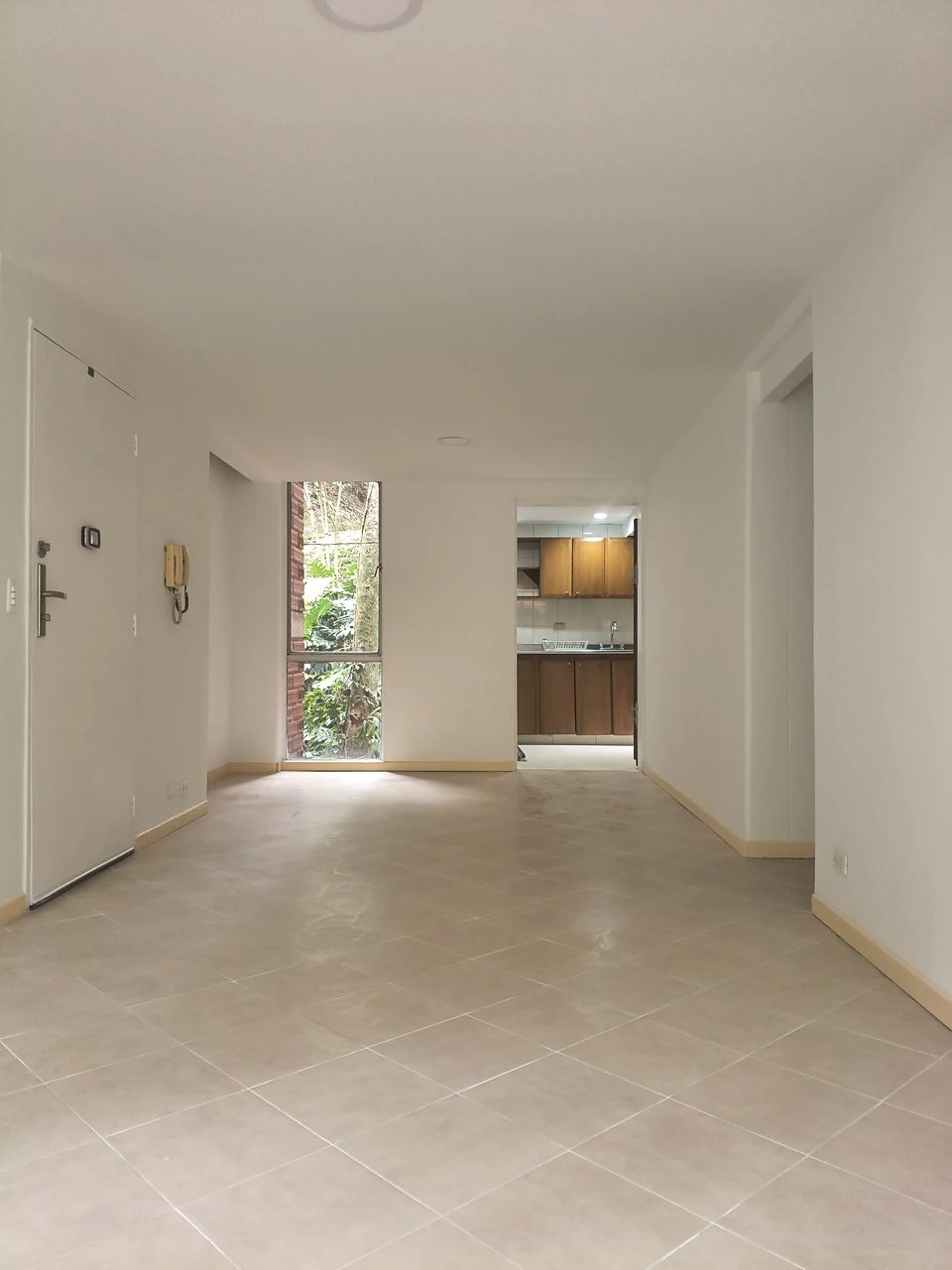 Apartamento en arriendo en Vía Las Palmas, Medellín · foto 3 de 10