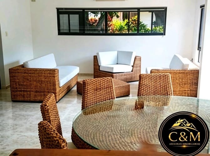 Casa de 7 alcobas en venta en Girardot, Girardot · foto 9 de 14
