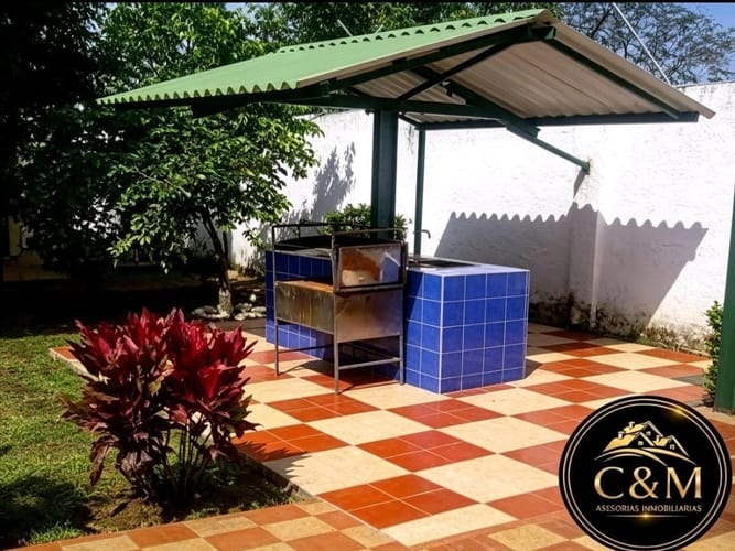 Casa de 7 alcobas en venta en Girardot, Girardot · foto 8 de 14