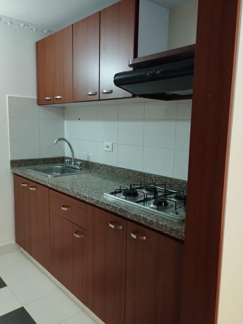 Apartamento de 3 alcobas en arriendo en Conjunto Residencial El Porton, Madrid, 74 m² · foto 4 de 17