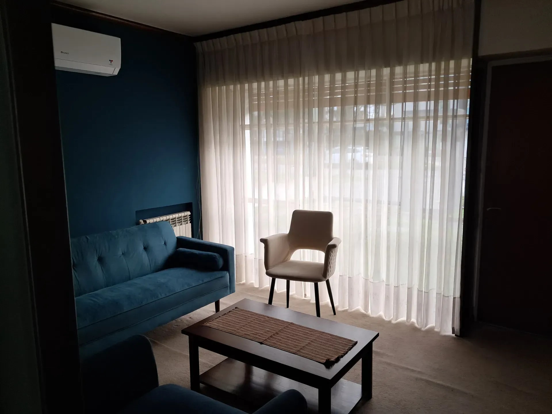 Alquilo Casa 2 dormitorios amoblada en Punta Gorda con cochera · Foto 5