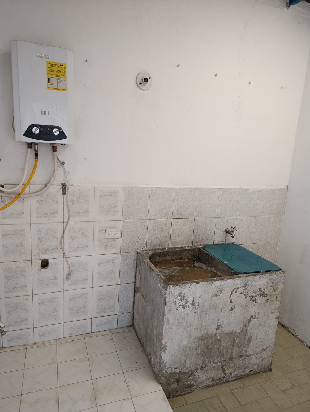 Casa en arriendo en Fontibon, Bogotá · foto 3 de 17