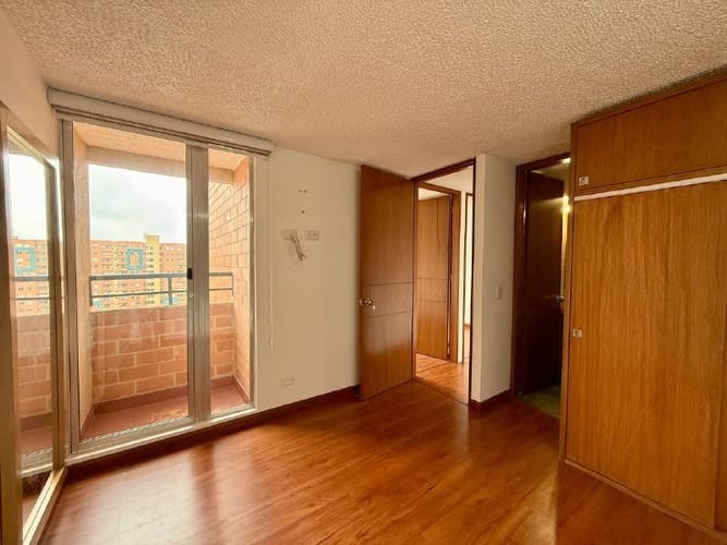 Apartamento de 3 alcobas en venta en Zona Centro, Madrid, 53 m² · foto 14 de 17