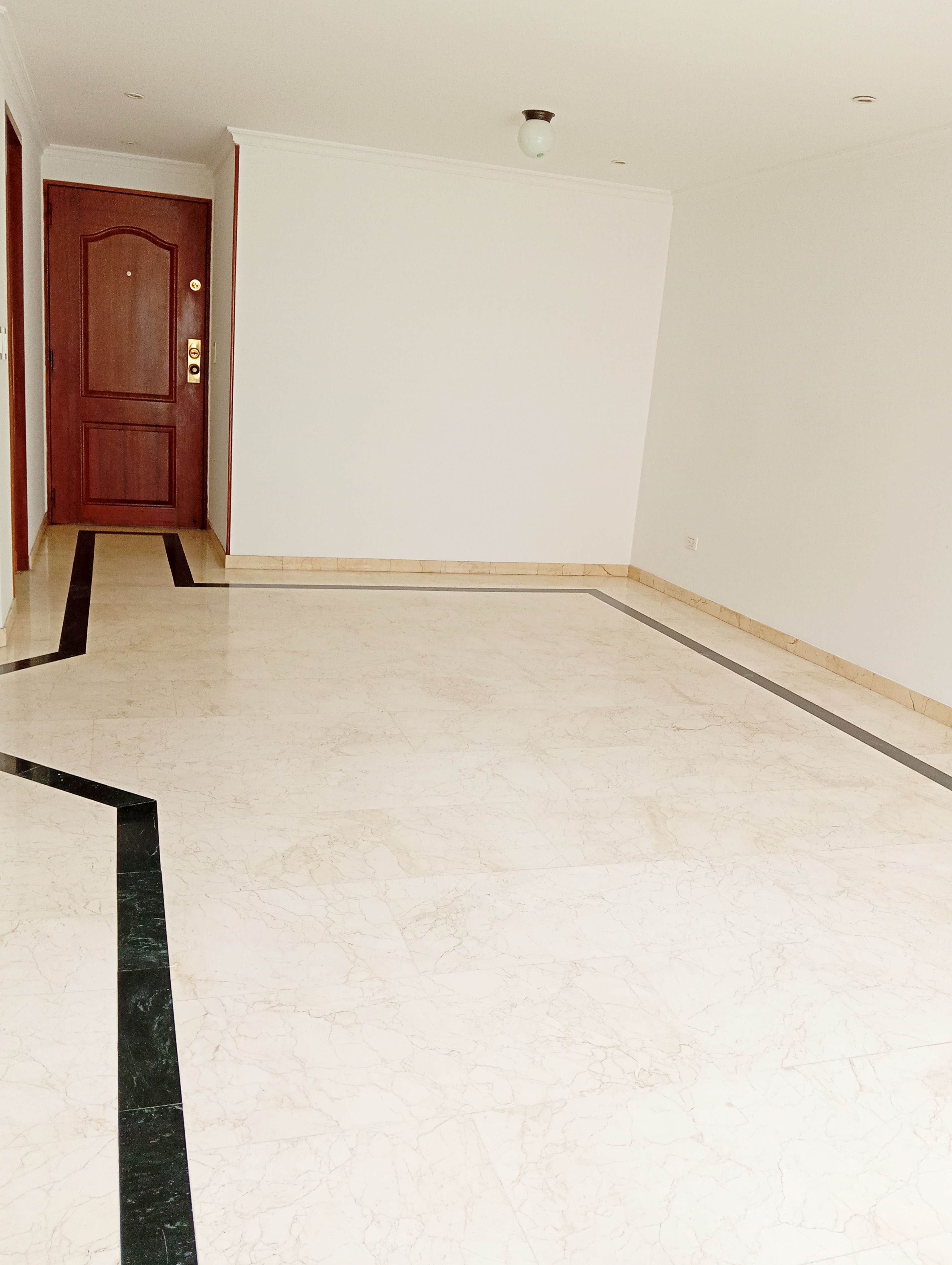 Apartamento en venta en Pasadena, Bogotá · foto 2 de 14