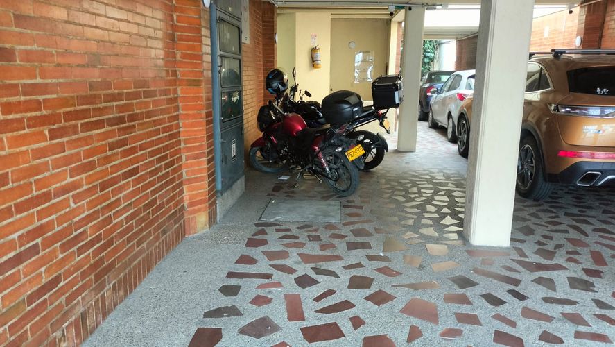 Apartamento de 3 alcobas en venta en Quesada, Bogotá, 84 m² · foto 15 de 16